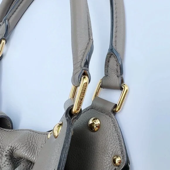 Louis Vuitton Monogram Mahina Neo Leather Hobo Monogram Perforated Gris Elephant - Picture 9 of 13